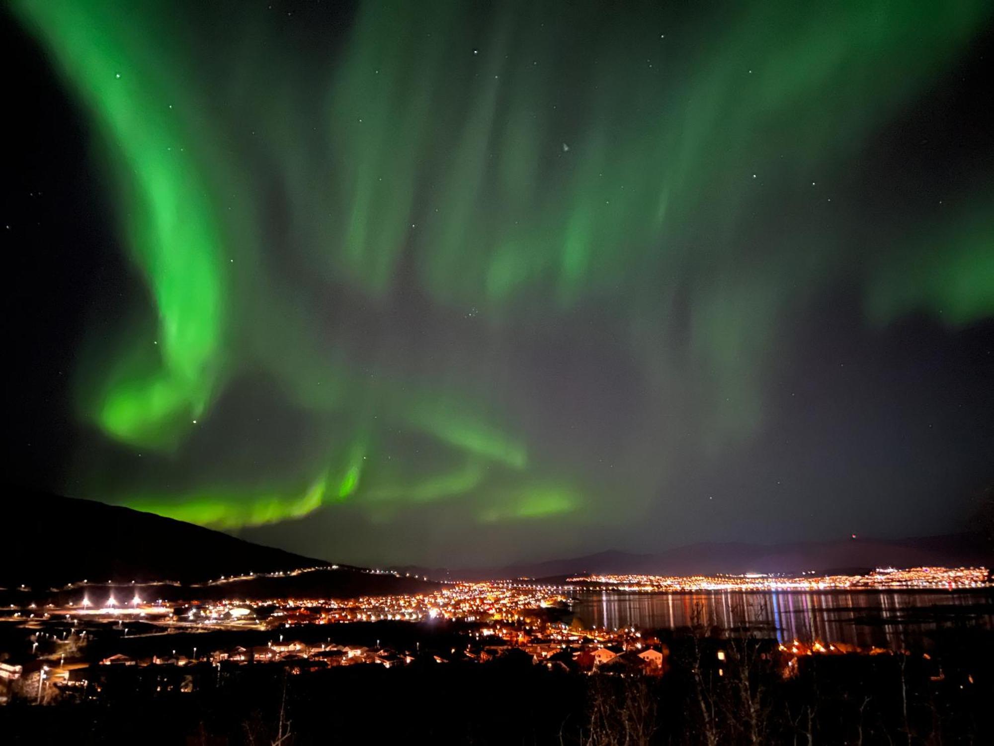 Вилла Aurora North Тромсё Экстерьер фото